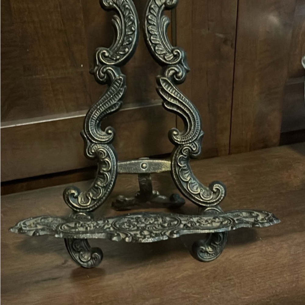 Ornate Metal Display Stand